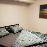 Loft Hiellego アパート ジラルドゥフ